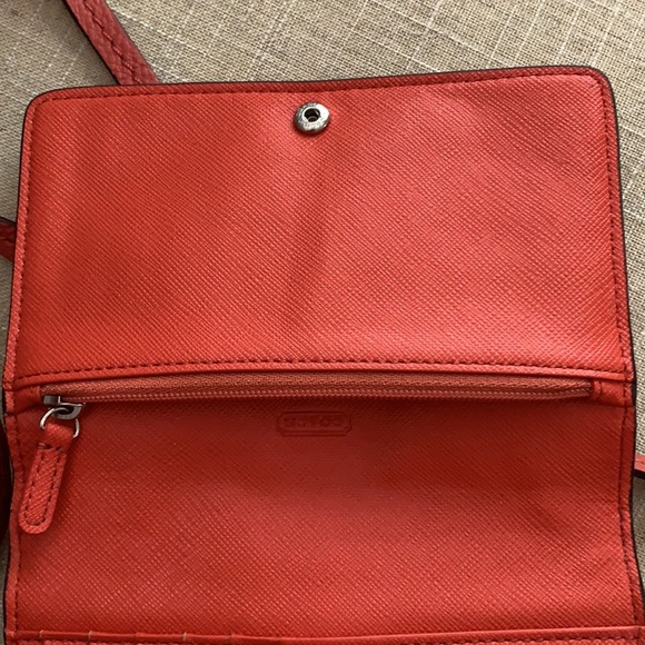 NWOT Coach small leather crossbody - Picture 4 of 5